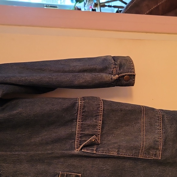 Winter coat - Picture 3 of 9